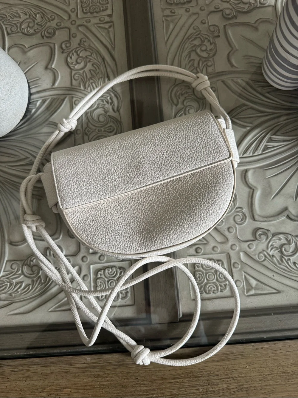 Cream Leather Crossbody Saddle Bag - Women
